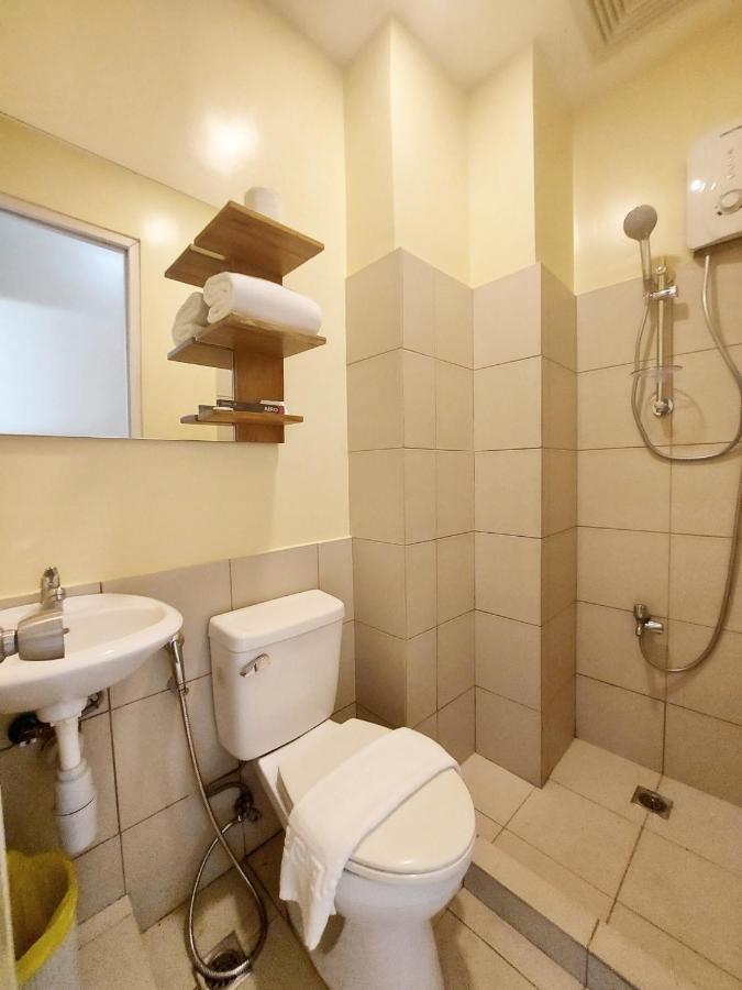 Airobedz Manila - A Value Hotel Extérieur photo