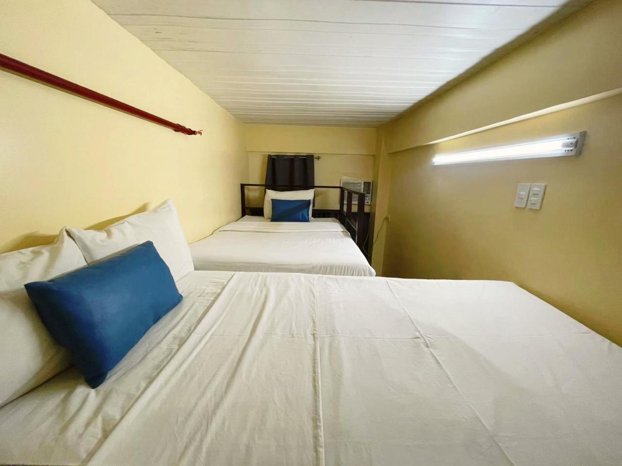 Airobedz Manila - A Value Hotel Extérieur photo