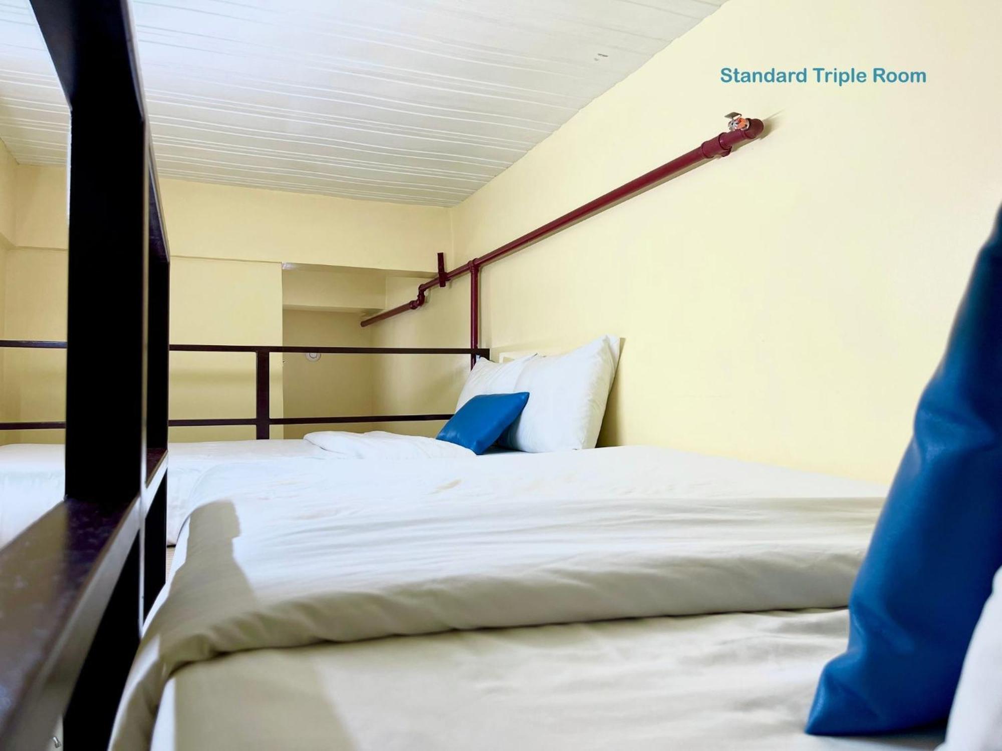 Airobedz Manila - A Value Hotel Extérieur photo
